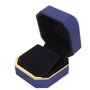 Футляр для хранения ювелирных изделий Подарочная коробка для колец с внутренней защитой, многоцелевая, компактная, элегантная, со светом, для свадьбы, для предложения руки и сердца